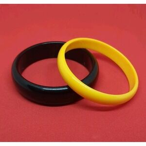 Vintage‎ Black And Yellow Set Of Plastic Bangle Bracelets